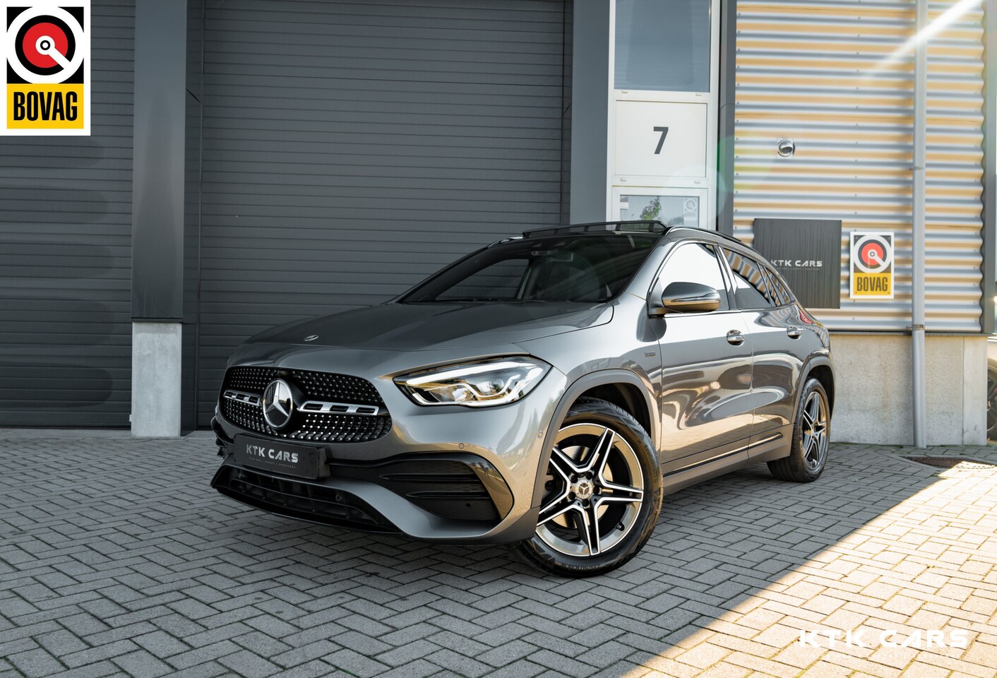 Mercedes-Benz GLA-Klasse - 250 e AMG Line Sfeer|Pano|Line|Cruise|Camera|Elek.Kofferklep|Stoelverwarming| - AutoWereld.nl