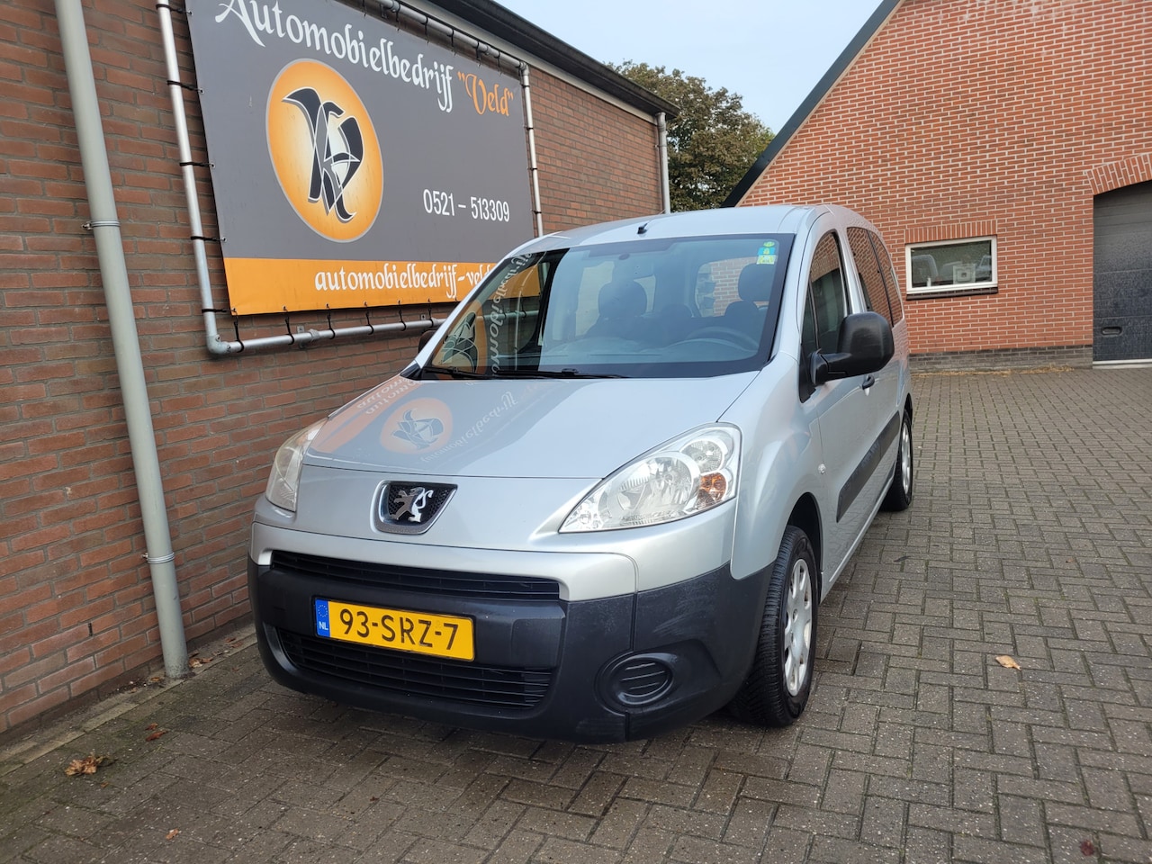 Peugeot Partner Tepee - 1.6 HDiF XR 1.6 HDiF XR - AutoWereld.nl