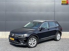 Volkswagen Tiguan - 1.5 TSI ACT Highline Business | Elektr. Stoelen | Panodak | 360 Camera | Uitklapbare trekh