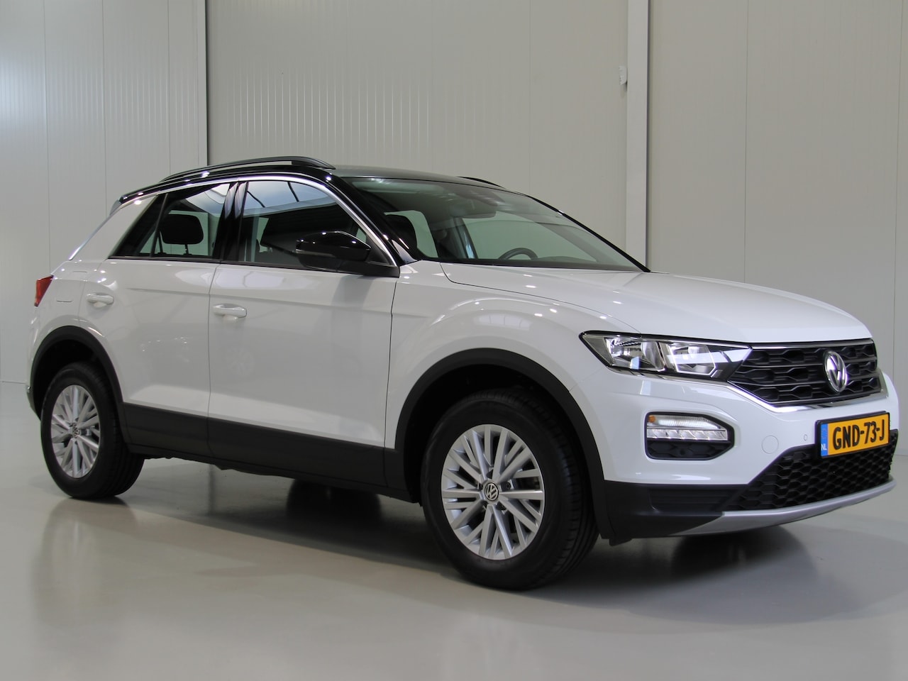 Volkswagen T-Roc - 1.0 TSI Style 116pk | Acc | Lane Ass | Clima | PDC - AutoWereld.nl