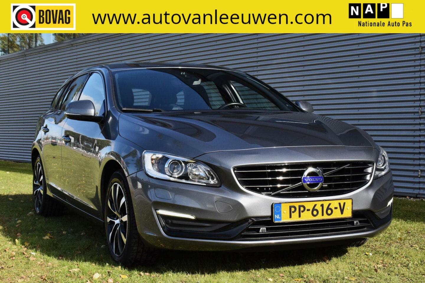 Volvo V60 - 2.0 Turbo T3 Polar+ NAVI/LEDER/STOELVW/XENON/NAVI/ETC.! - AutoWereld.nl