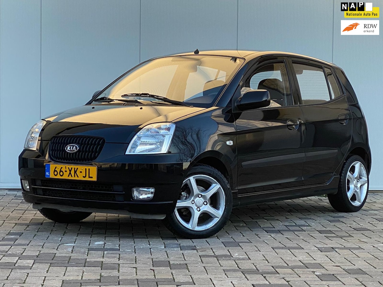 Kia Picanto - 1.0 D-light 1.0 D-light - AutoWereld.nl