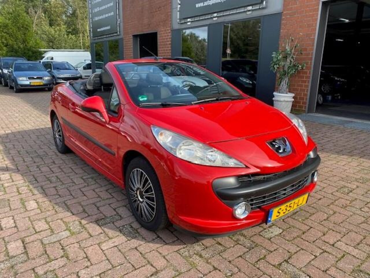 Peugeot 207 CC - 1.6 VTi 1.6 VTi Nieuwstaat - AutoWereld.nl