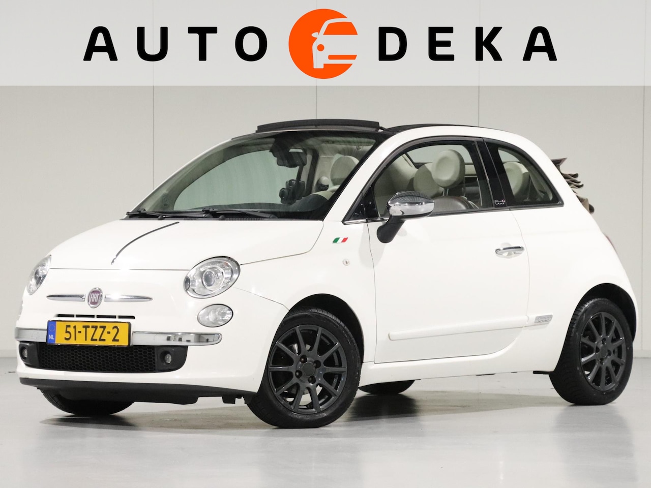 Fiat 500 C - 1.2 Lounge Automaat *Leder*Xenon*Parkeersens.* - AutoWereld.nl