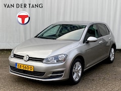 Volkswagen Golf - 1.4 TSI Business Edition DSG Navi / Camera / PDC