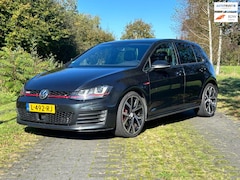 Volkswagen Golf - 2.0 TSI GTI