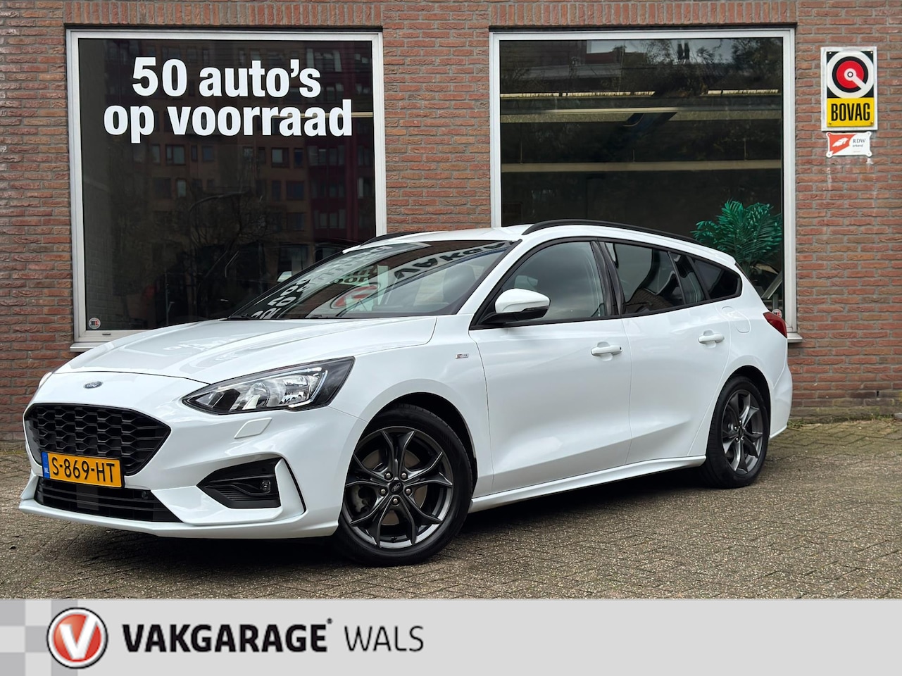 Ford Focus Wagon - 1.5 ECOBOOS ST LINE BUSINESS | AUTOMAAT | NAVI |CRUISE | AIRCO | CARPLAY | ACC | PDC | CAM - AutoWereld.nl