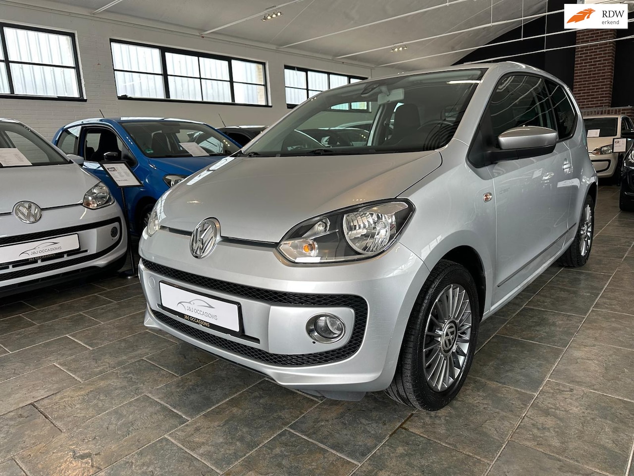 Volkswagen Up! - 1.0 cheer up! | Automaat | Pdc | Cruise | Boordcomputer| Stoelverwarming | - AutoWereld.nl