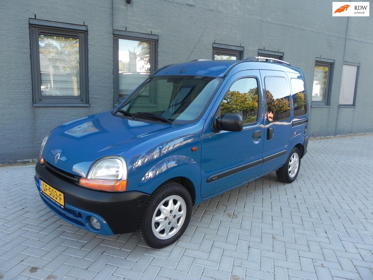 Renault Kangoo - 1.4 RXE Automaat Apk 4-10-2025 Trekhaak - AutoWereld.nl