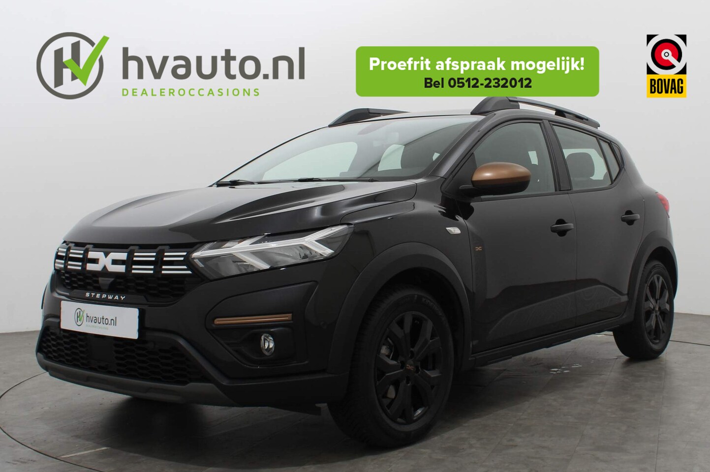 Dacia Sandero Stepway - 1.0 TCE 110PK EXTREME + | Navi | Parkeersensoren v/a | Dodehoekdetectie - AutoWereld.nl