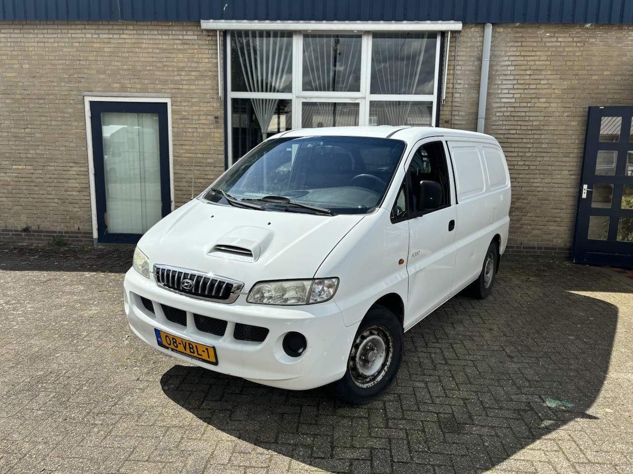 Hyundai H 200 - 2.5 TCI 2.5 TCI - AutoWereld.nl