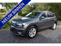 Volkswagen Tiguan - 1.4 TSI 4Motion Highline Full Trekhaak 67DKM