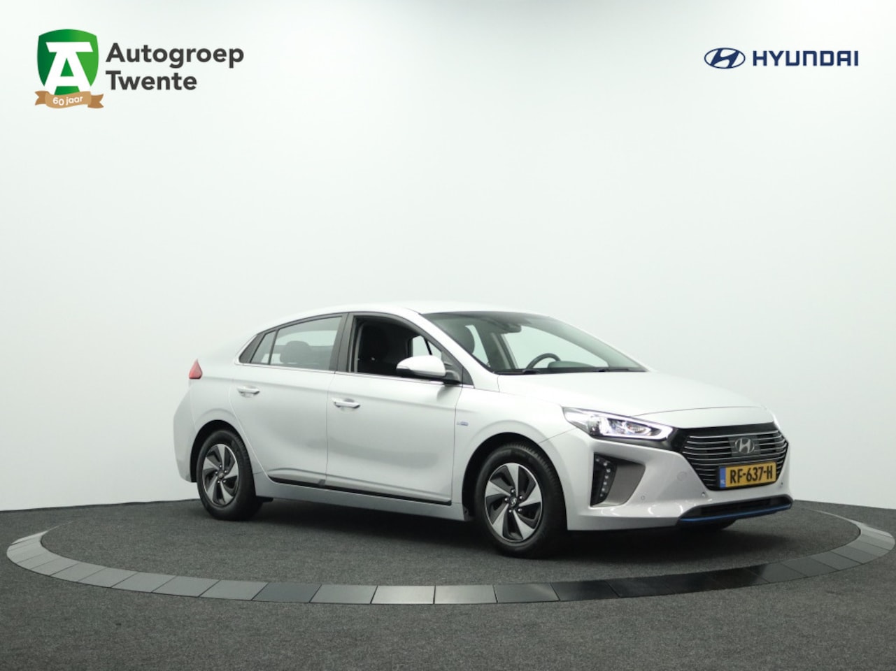 Hyundai IONIQ - 1.6 GDi Comfort | Navigatie | Apple carplay | Camera - AutoWereld.nl