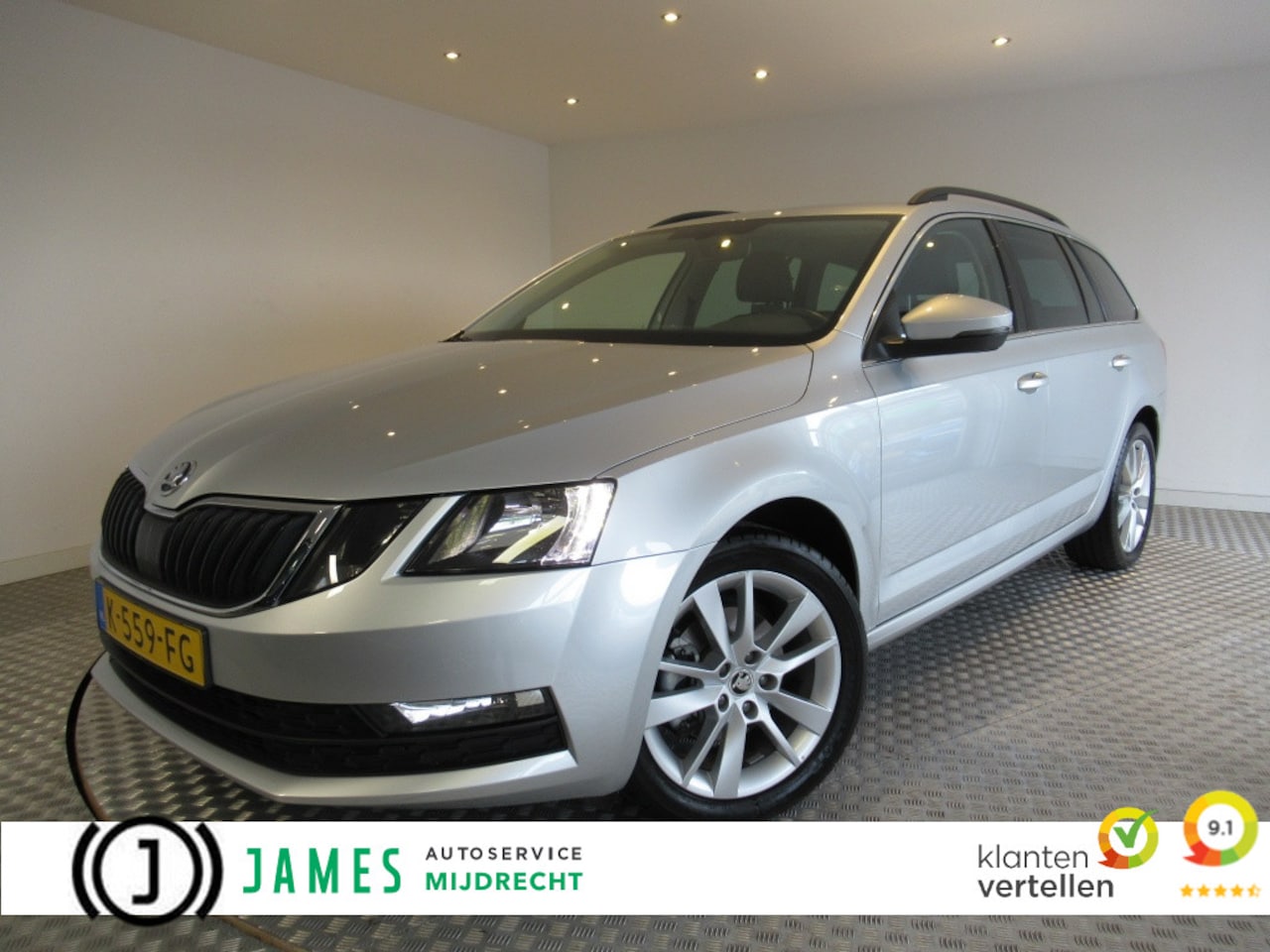 Skoda Octavia Combi - 1.5 TSI Automaat Business Edition Upgrade Business pakket - AutoWereld.nl