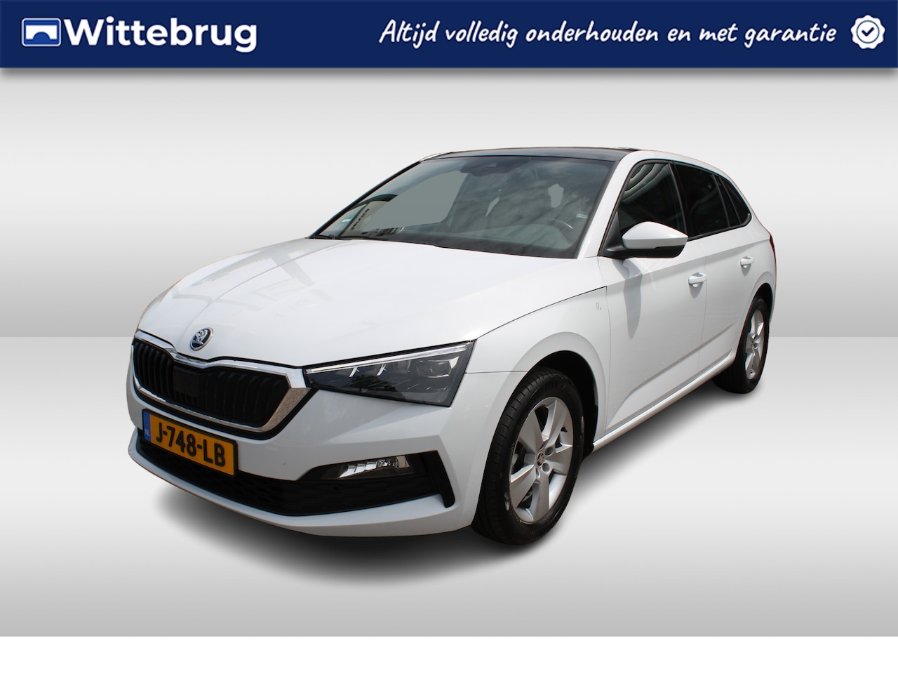 Skoda Scala - 1.0 TSI 115pk DSG Sport Business / Panoramadak / LED / PDC Achter / 16" LMV / Metallic - AutoWereld.nl