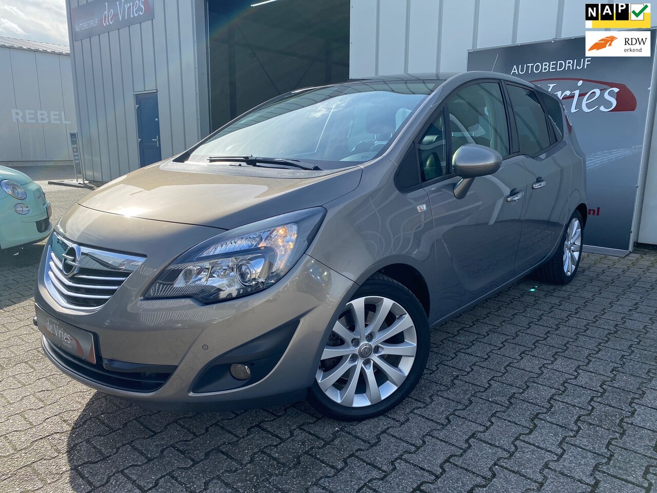 Opel Meriva - 1.4 Turbo Cosmo 140PK / Panoramadak / Trekhaak / Comfortstoelen / Clima / Cruise / Stoel-S - AutoWereld.nl