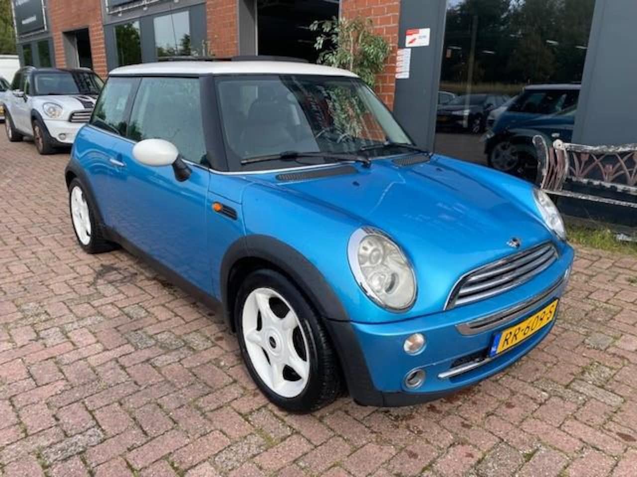 MINI Cooper - Mini 1.6 Chili LEER, Pano, Clima - AutoWereld.nl