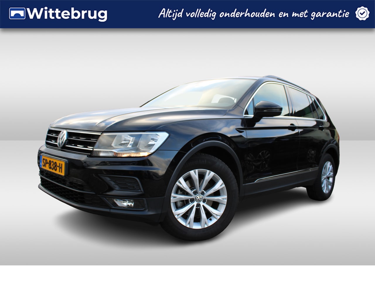 Volkswagen Tiguan - 1.4 TSI Comfortline Panoramadak / Navigatie / Camera / Parkeersensoren / Trekhaak - AutoWereld.nl