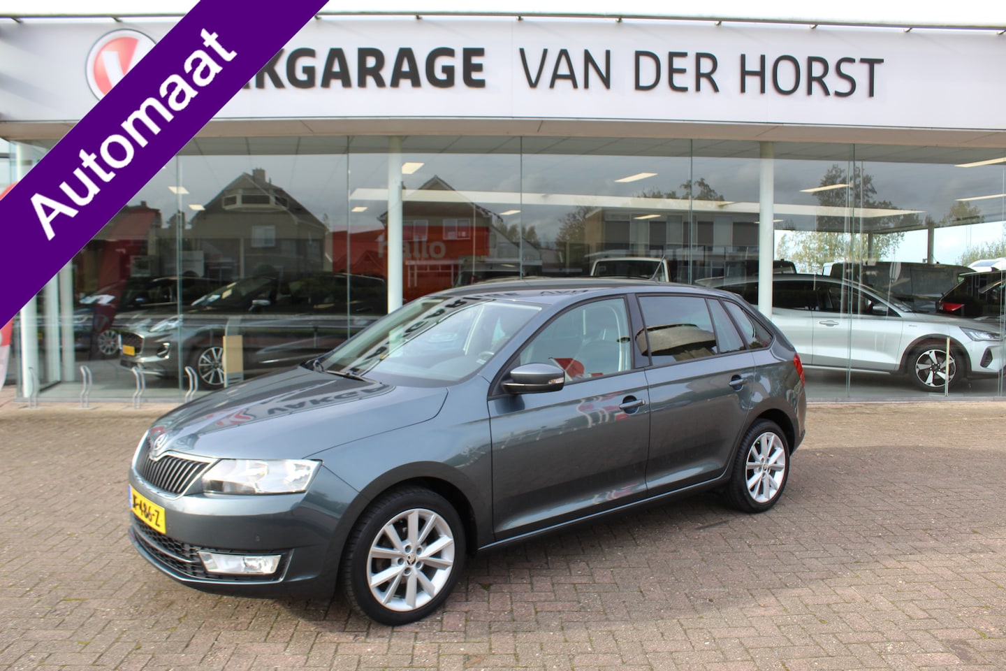 Skoda Rapid Spaceback - 1.2 TSI Greentech JOY 1.2 TSI Greentech JOY , Automaat, Unieke auto Climate control , cruise control , Navigatie - AutoWereld.nl