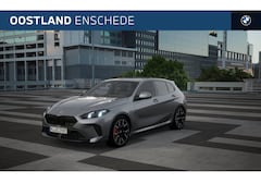 BMW 1-serie - 120 M Sport Automaat / Sportstoelen / Adaptieve LED / M Adaptief onderstel / Parking Assis