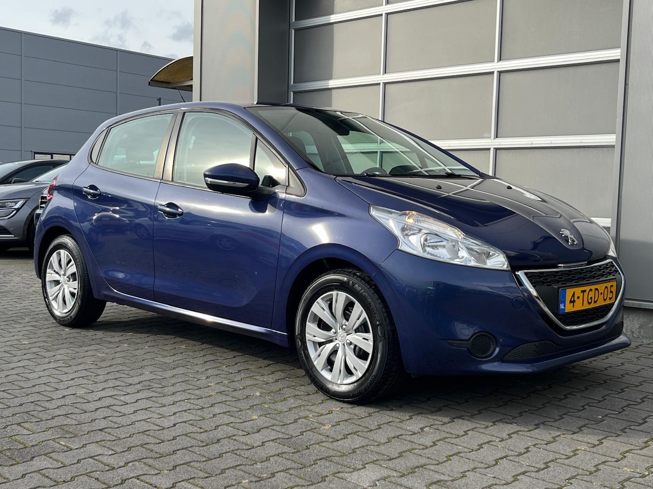 Peugeot 208 - 1.2 VTi Urban Soul/Cruise/Airco/Bluetooth - AutoWereld.nl