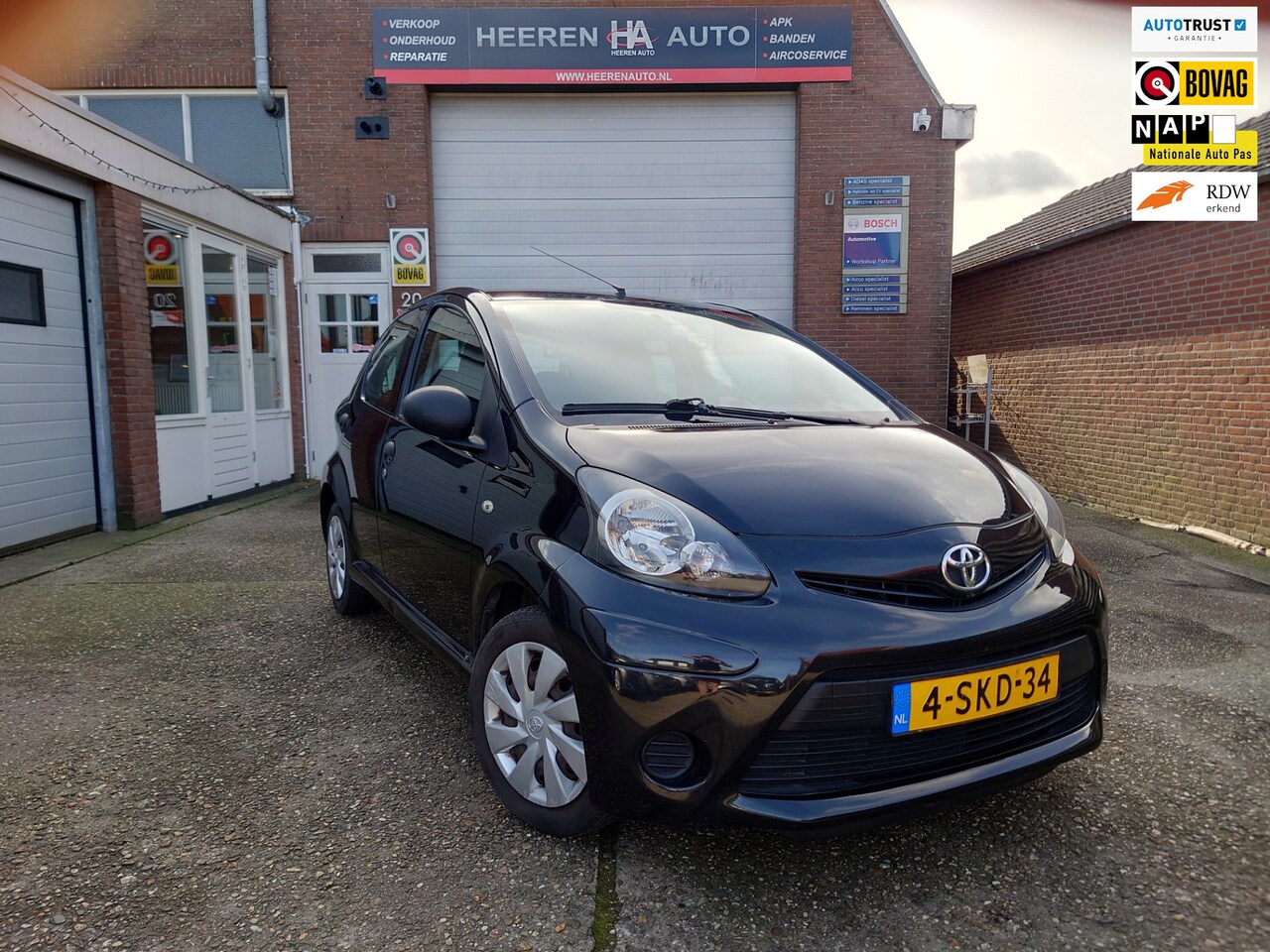 Toyota Aygo - 1.0 VVT-i Now 1.0 VVT-i Now, Airco, 5 Deurs - AutoWereld.nl