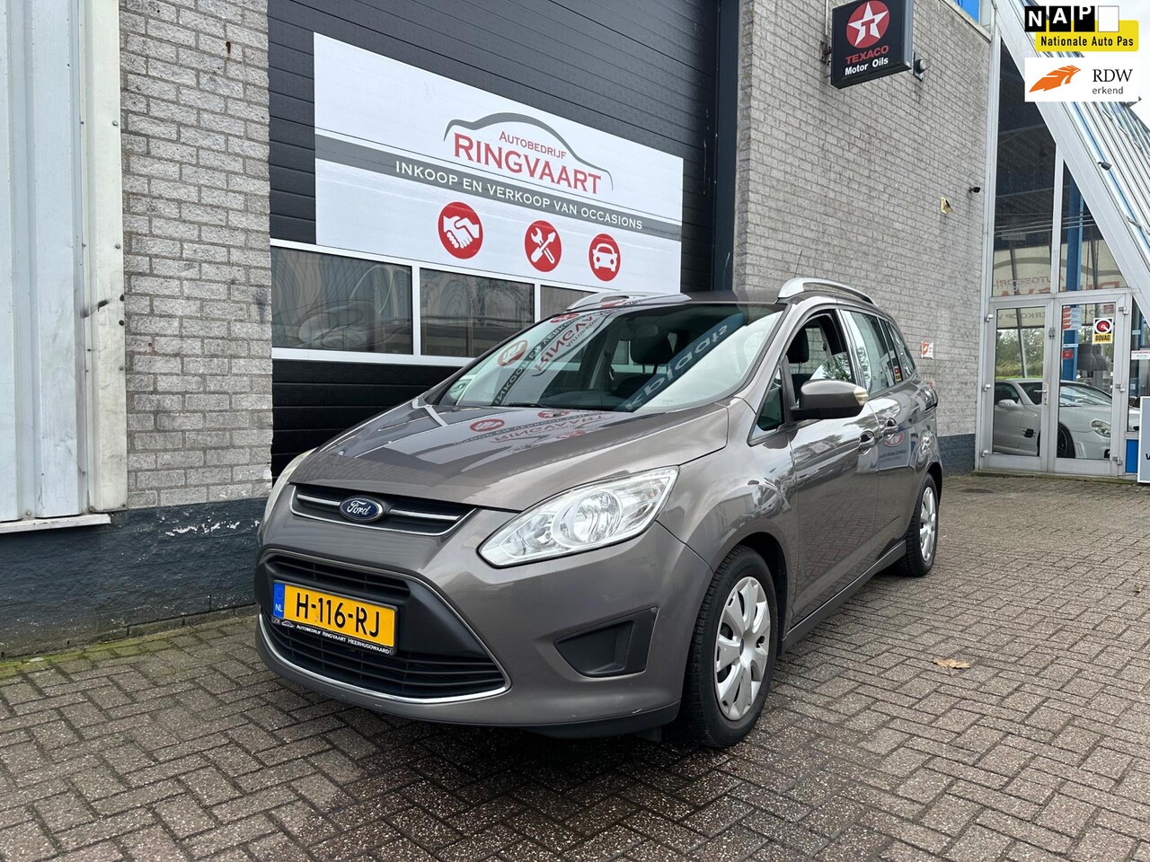 Ford Grand C-Max - 1.0 Lease Titanium Met 1 JAAR APK - AutoWereld.nl