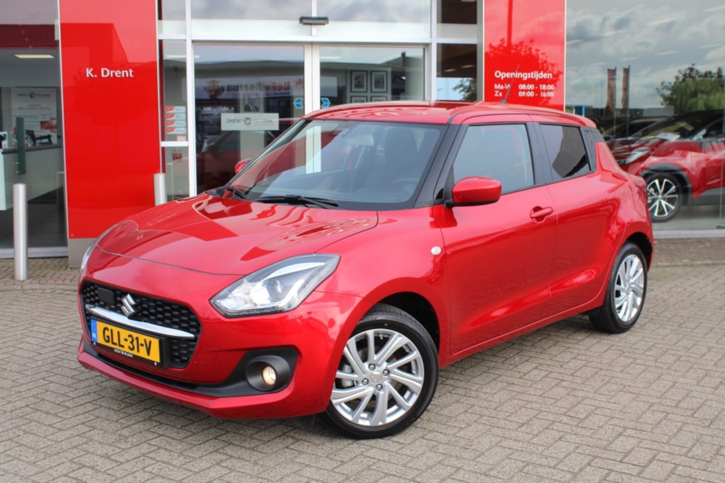 Suzuki Swift - 1.2 Select Smart Hybrid | Cruise | Sensoren | Stoelverwarming | - AutoWereld.nl