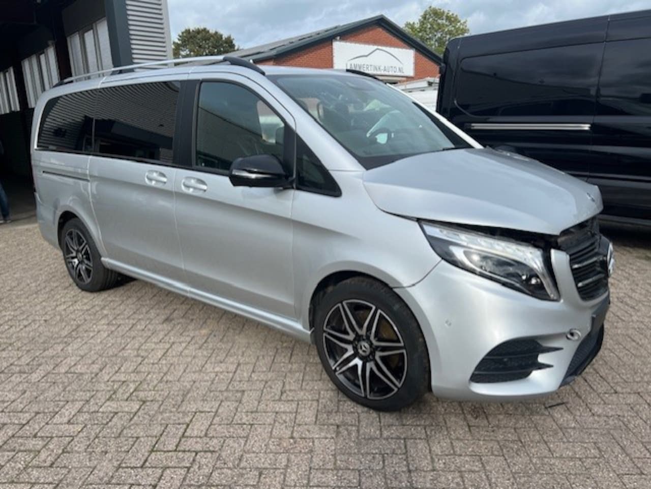 Mercedes-Benz V-klasse - 250d 140KW AUTOM. Lang DC 5P Edition AMG 87.000KM - AutoWereld.nl