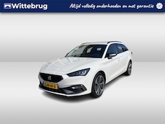 Seat Leon Sportstourer - 1.4 TSI eHybrid PHEV FR / AUTOMAAT/ PARK. SENSOREN/ CRUISE/ LED/ STOEL EN STUUR VERWARM./