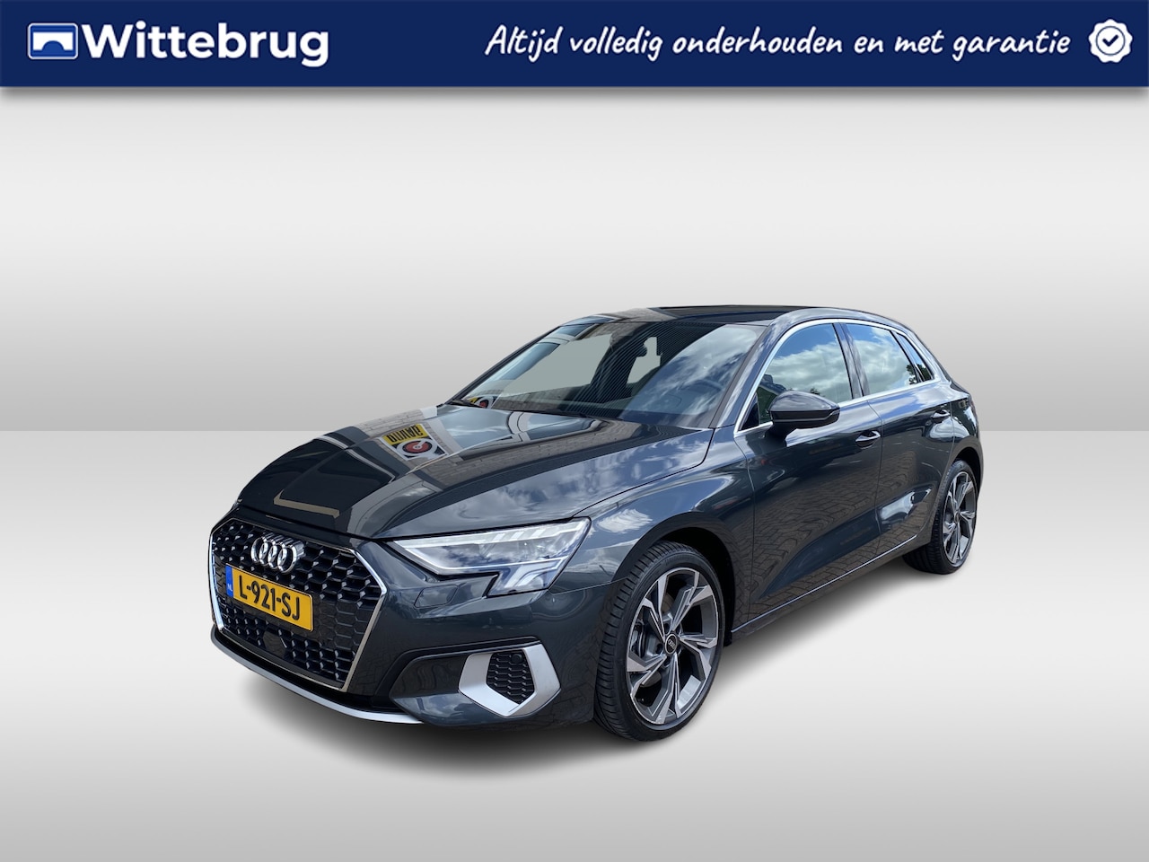 Audi A3 Sportback - 30 TFSI Business edition / PARK. SENSOREN/ LEER/ LED/ KEYLESS/ DIGITAL DASHBOARD/ CRUISE/ - AutoWereld.nl