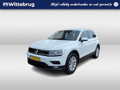 Volkswagen Tiguan - 1.5 TSI Comfortline / PARK. SENSOREN/ ADAPT. CRUISE/ APP CONNECT/ NAVI/ CLIMA/ 17" LMV/