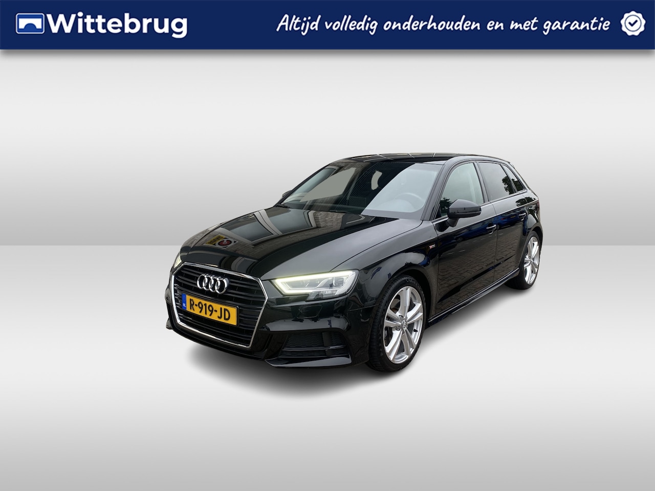 Audi A3 Sportback - 40 TFSI S-Line / AUTOMAAT/ TREKHAAK/ 190 PK/ PARK. SENSOREN/ CRUISE/ STOEL EN STUUR VERWAR - AutoWereld.nl