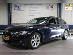 BMW 3-serie Touring - 320i / Aut / F1 / Leer / Xenon / Stoelverwarming / Top