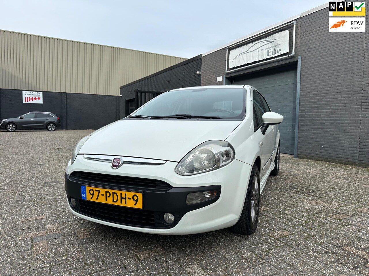 Fiat Punto Evo - 1.3 M-Jet Dynamic Clima Cruise Elek. Pakket LM-Wielen APK NAP. - AutoWereld.nl