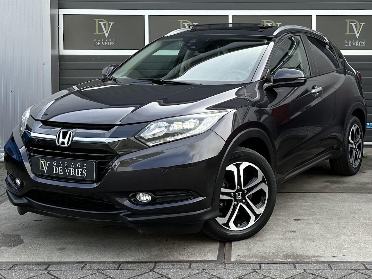 Honda HR-V - 1.5 i-VTEC Executive Automaat Panoramadak Leder Garantie - AutoWereld.nl