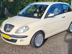 Lancia Y(psilon) - 1.4-16V Platino