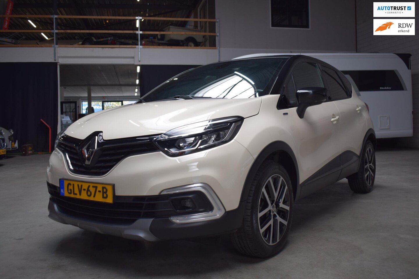 Renault Captur - 1.3 TCe Version S 1.3 TCe Version S 96KW 131pk, garantie 12 mnd - AutoWereld.nl