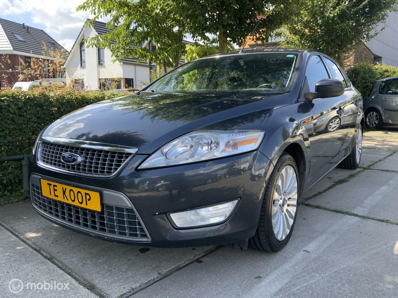 Ford Mondeo - 2.0-16V Titanium*NwAPK*Extrasetwinter*Navi*NwBanden - AutoWereld.nl