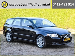 Volvo V50 - 2.4 Edition II / zwart leer / airco / cruise control / navigatie / trekhaak / LM-velgen /