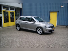 Skoda Fabia - 1.0i Ambition, Airco, Trekhaak