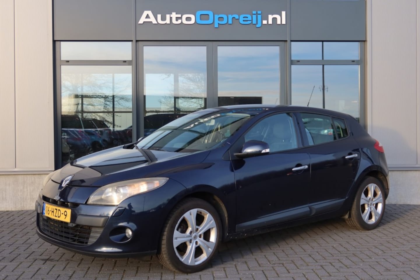 Renault Mégane - 1.6 Business Sport 5drs. Clima, NAVI - AutoWereld.nl