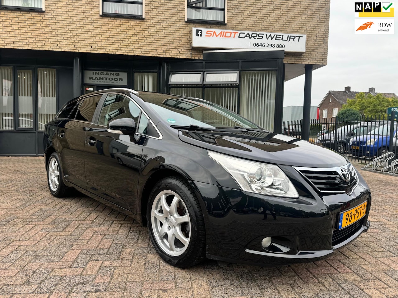 Toyota Avensis Wagon - 1.8 VVTi Business|Automaat|Climate|Cruise - AutoWereld.nl