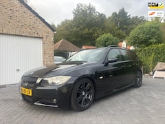 BMW 3-serie Touring - 318i Business nieuwe motor M pakket Automaat