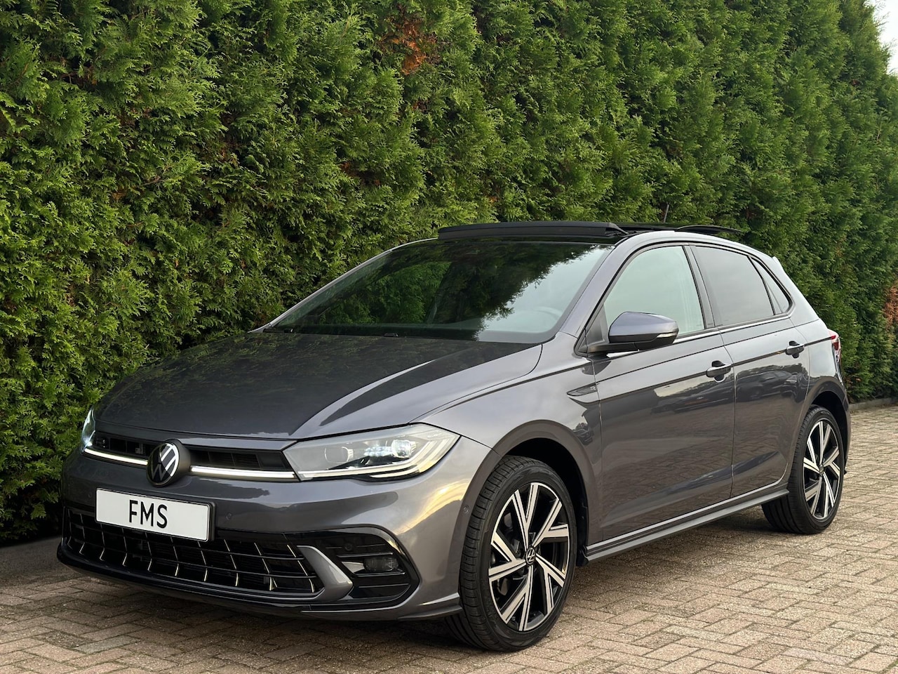 Volkswagen Polo - 1.0 TSI 2x R-Line Panorama CarPlay - AutoWereld.nl