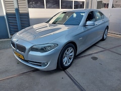 BMW 5-serie - 523i 6 cilinder Executive Automaat Nav LMV