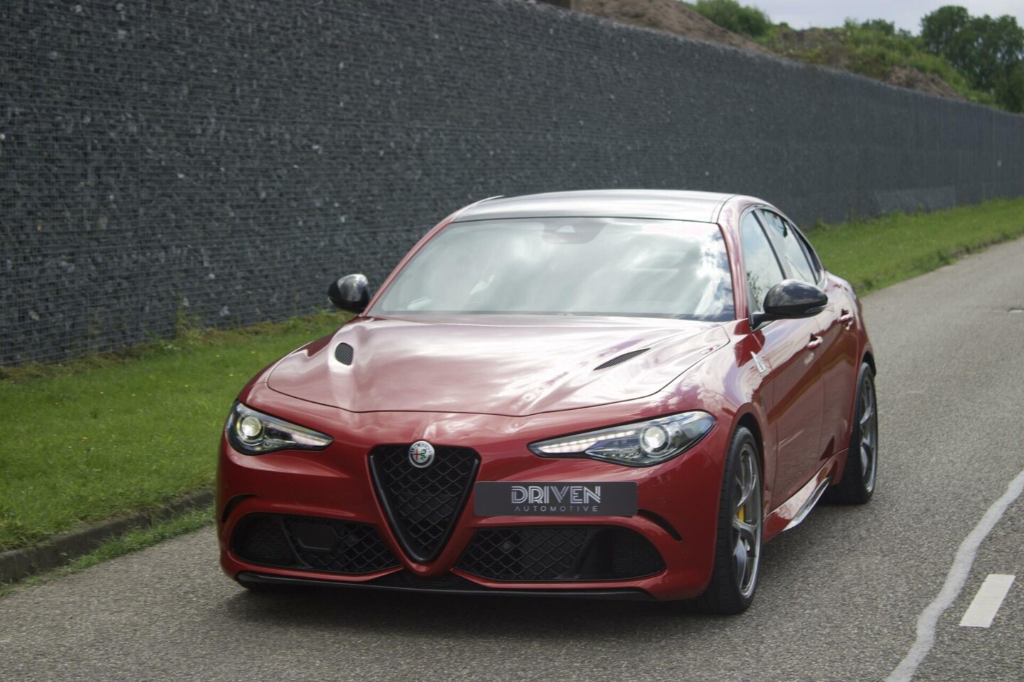 Alfa Romeo Giulia - Quadrifoglio 2.9 V6 | Carbon - Kuipstoelen - AutoWereld.nl