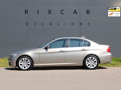 BMW 3-serie - 320i High Executive Navi