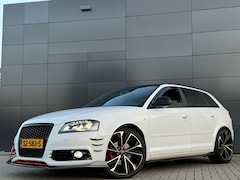 Audi A3 Sportback - 1.4 TFSI S-edition 200PK+Camera.2xPano NAP