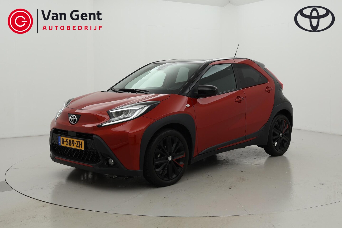 Toyota Aygo X - 1.0 VVT-i MT Premium JBL Stoelverwarming - AutoWereld.nl